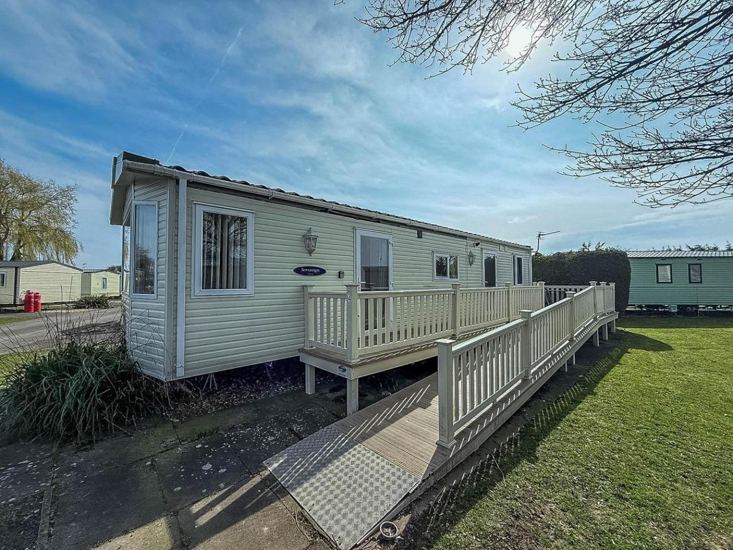 6 Berth, Wheelchair Adapted Caravan At Southview Ref 33084s * Skegness